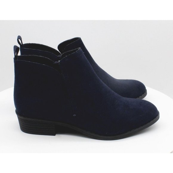 Sun + Stone Cadee Ankle Booties - Picture 2 of 8